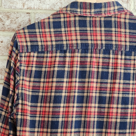 Men's Small Fall Color Button Up - Picture 5 of 6